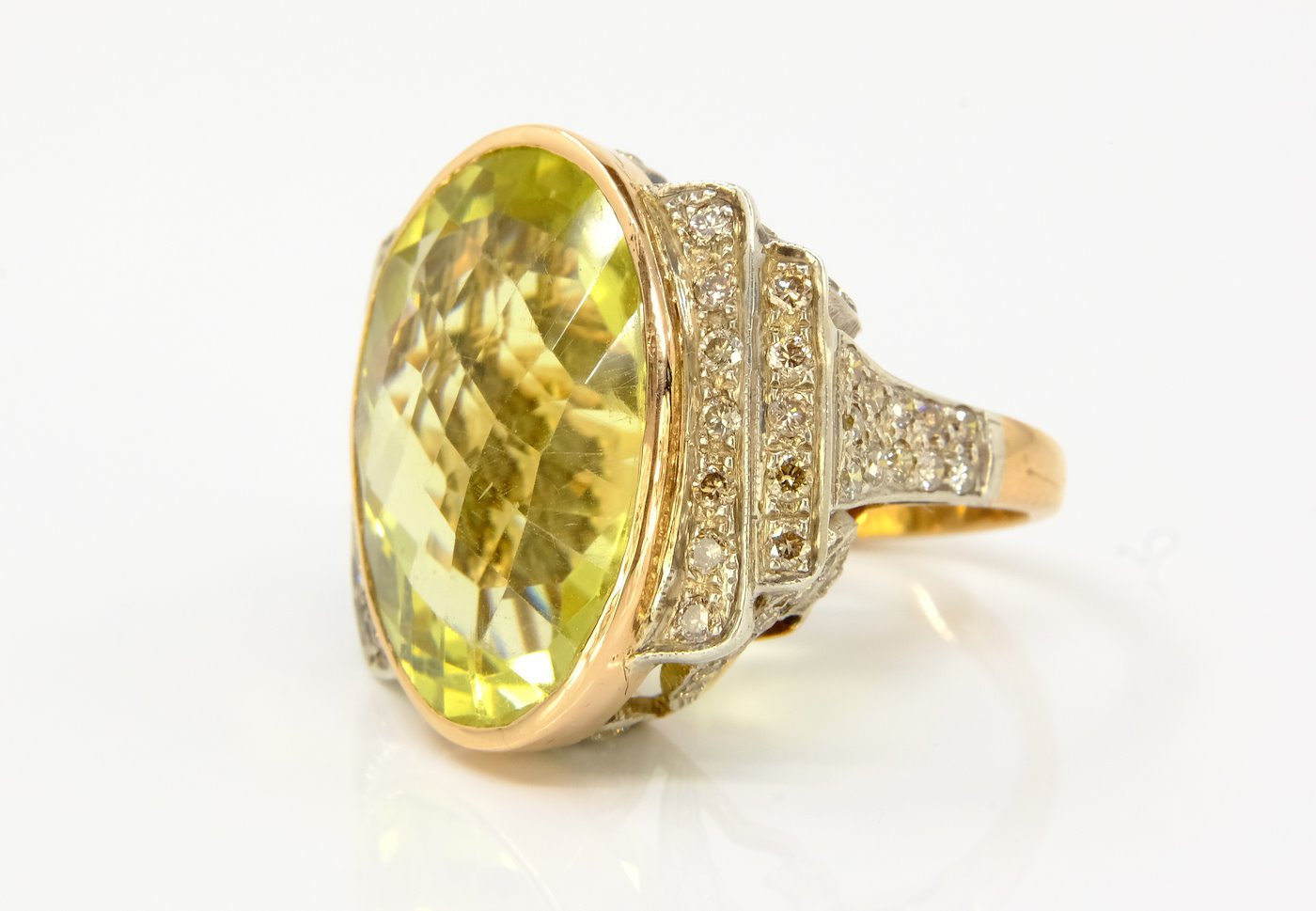 .. - Prsten s diamanty a citrinem, zlato 835/1000, hrubý hmotnost 14,45 g
