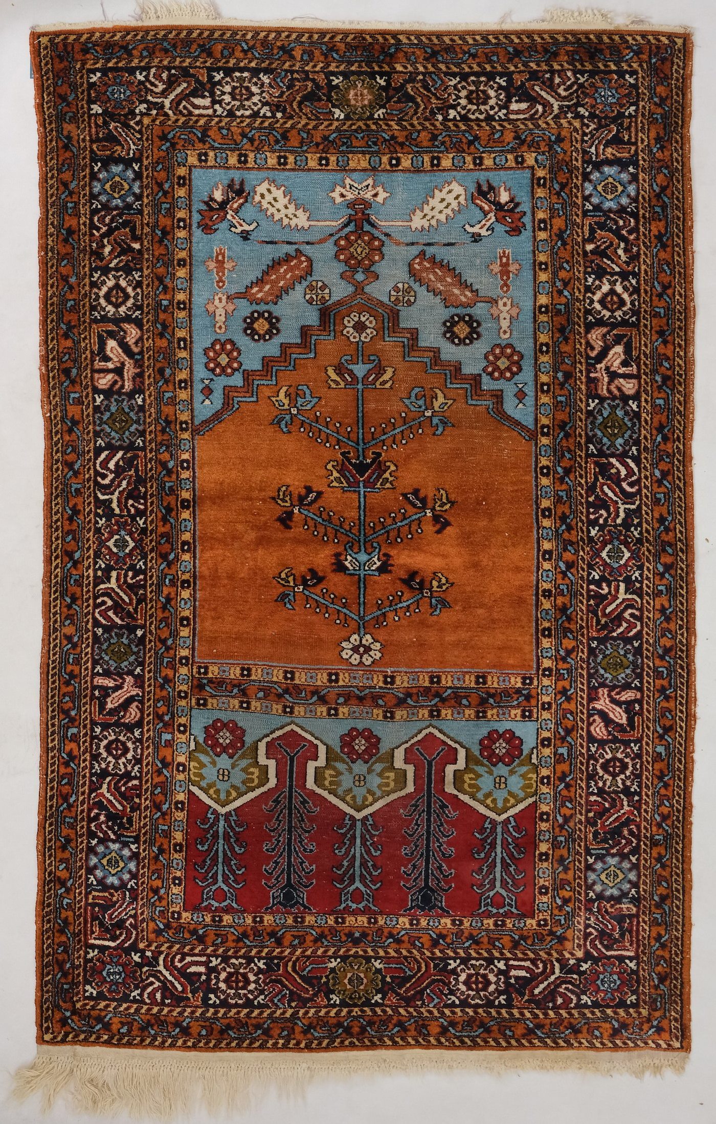 Írán, 1. pol. 20. století - Hedvábný koberec