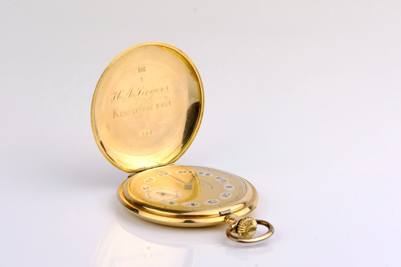 Chronométre Mado - Kapesní hodinky, zlato 585/1000, hrubá hmotnost 61,75 g