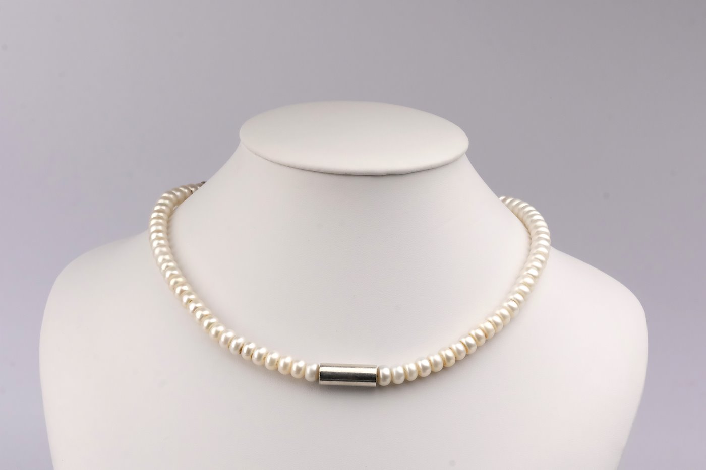 .. - Perlový náhrdelník, stříbro 925/1000, hrubá hmotnost 41,70 g