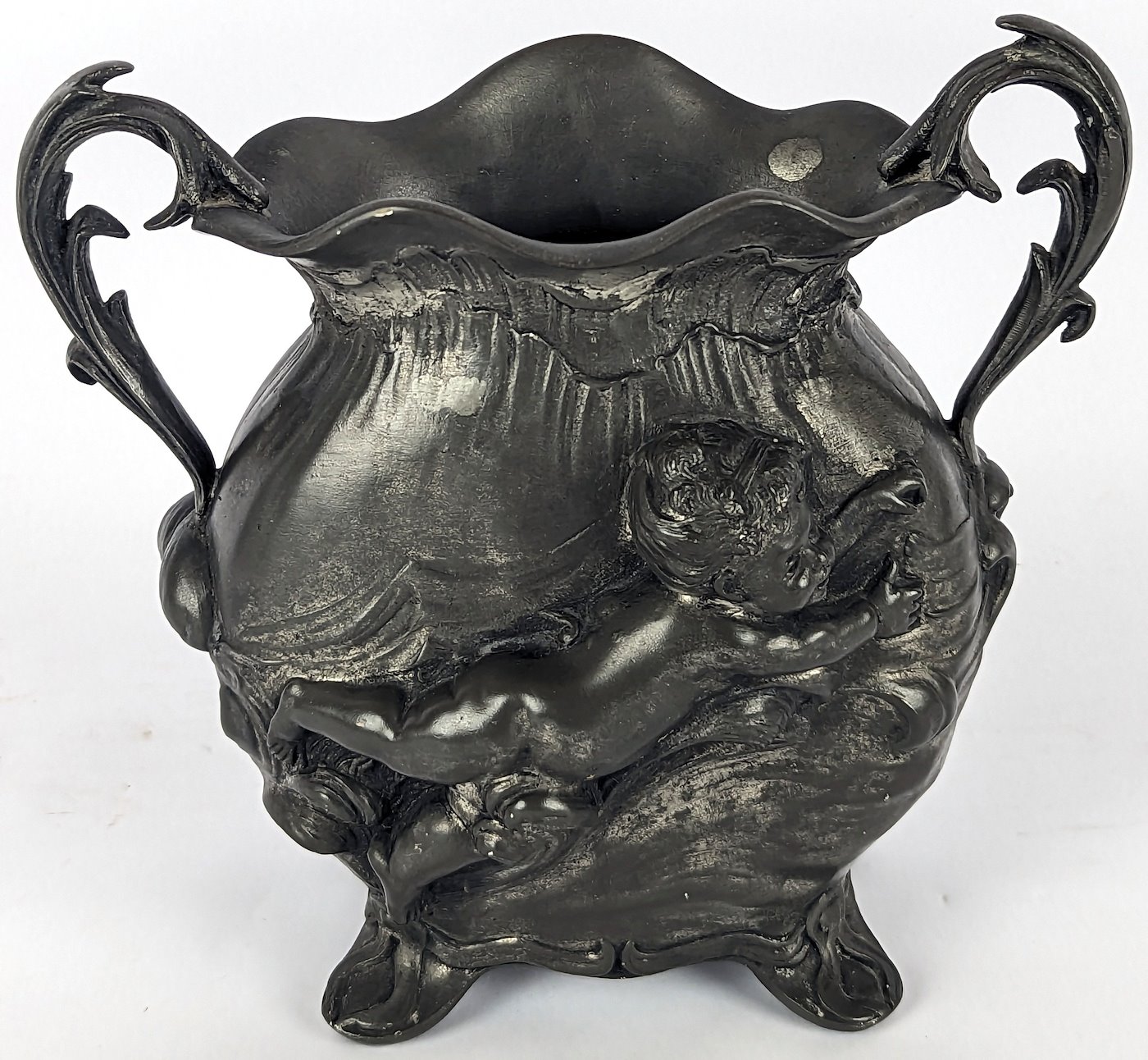 kolem roku 1900 - Secesní cínová váza