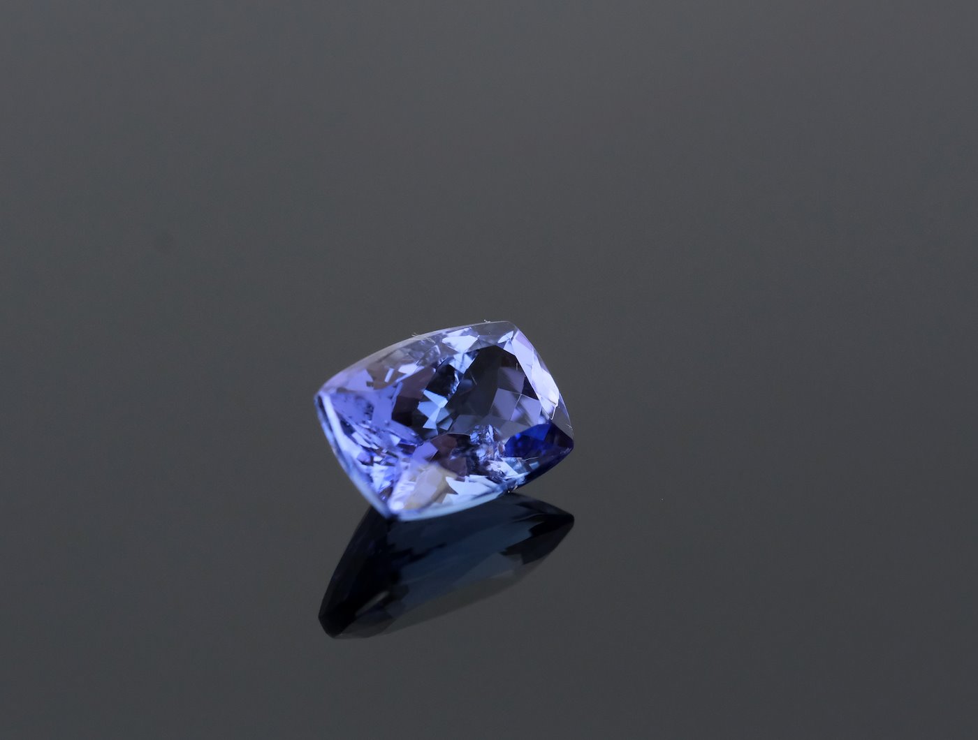 .. - Tanzanit 2,69 ct