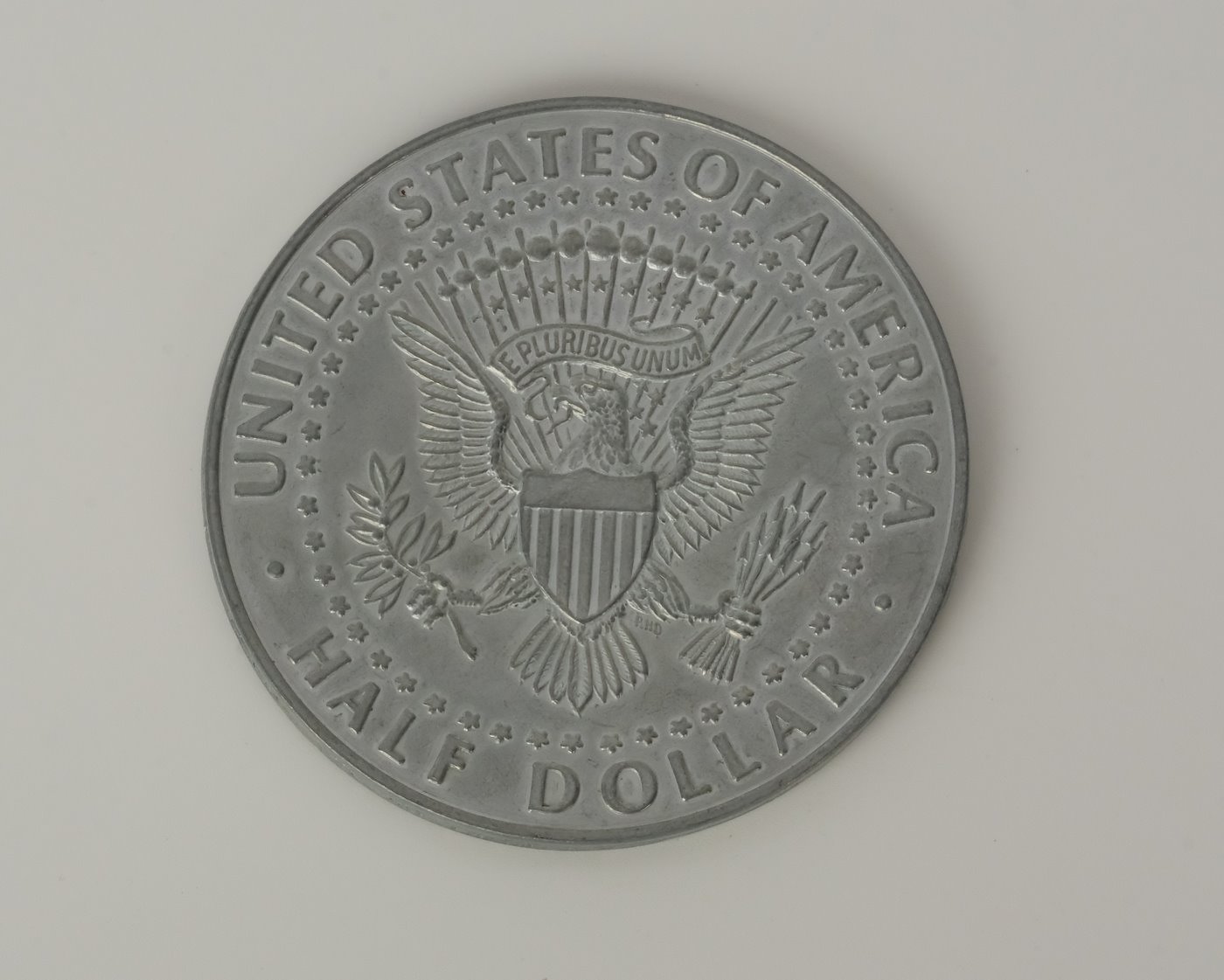 .. - Half Dollar s podobiznou J.F. Kennedyho