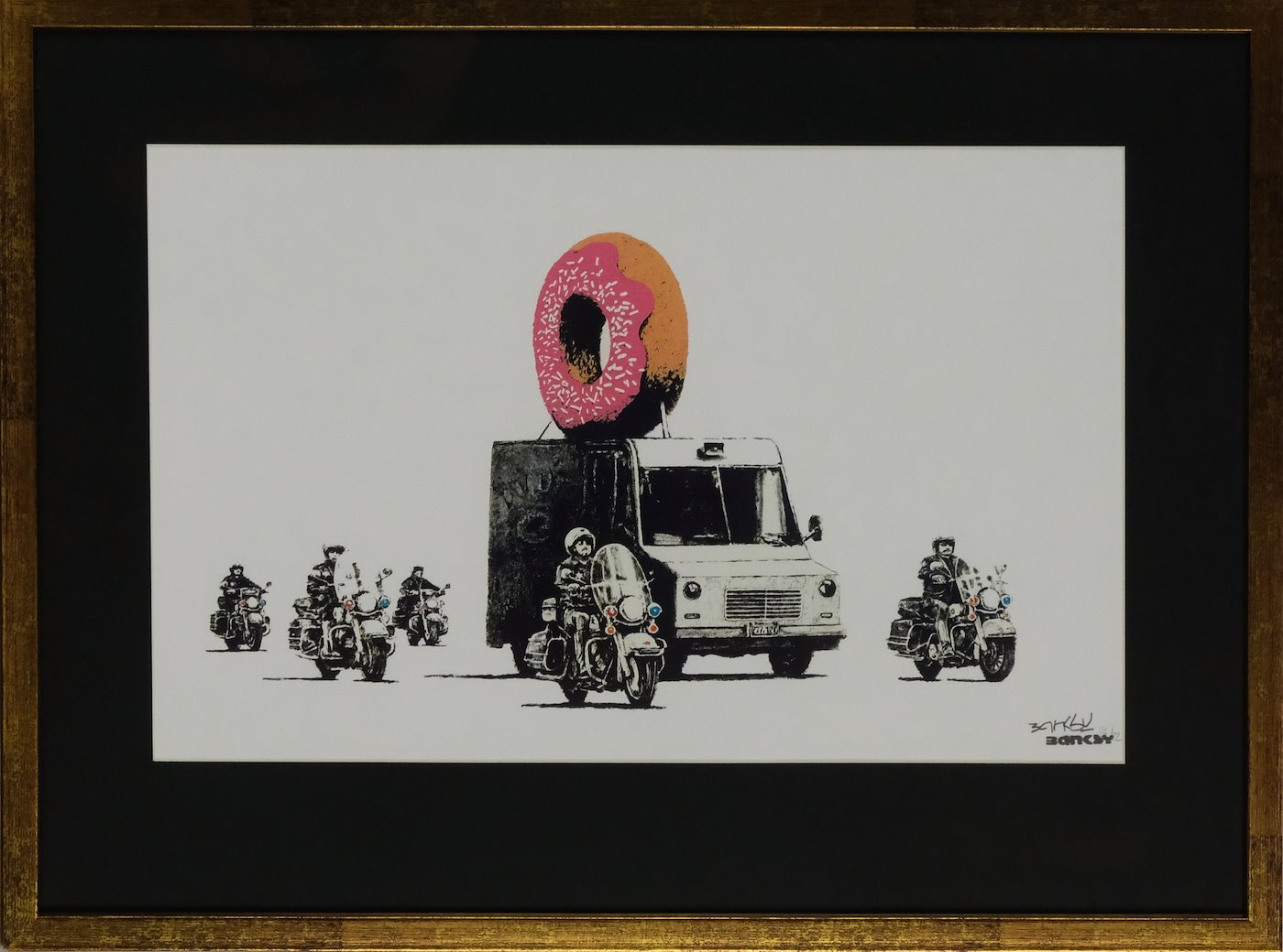 Banksy - Donuts Strawberry