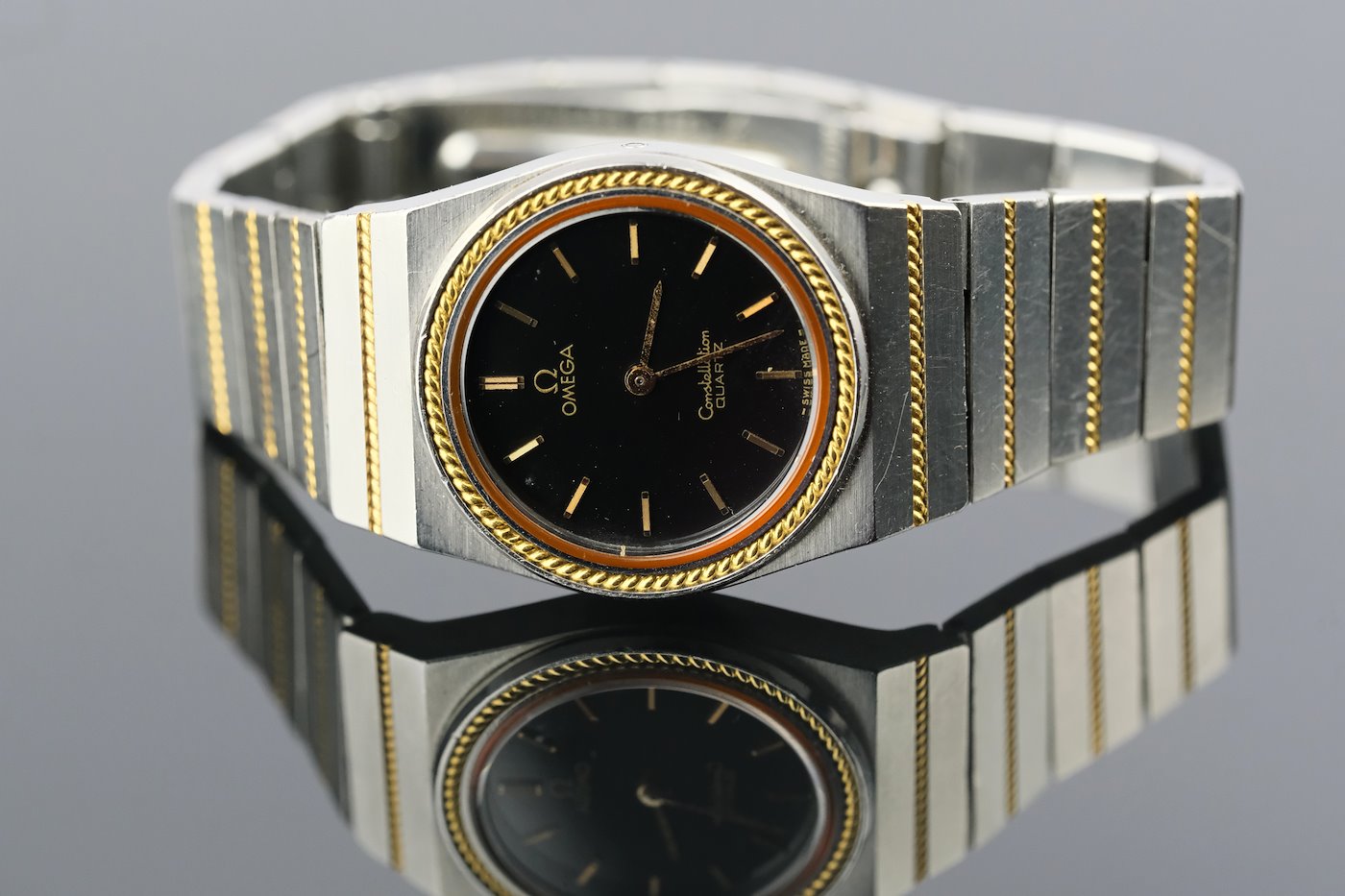 značeno Omega - Dámské hodinky Omega Constellation Torsade 1387