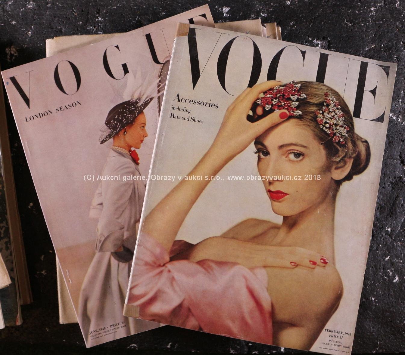 . - Soubor 15-ti časopisů Vogue z let 1947 a 1948