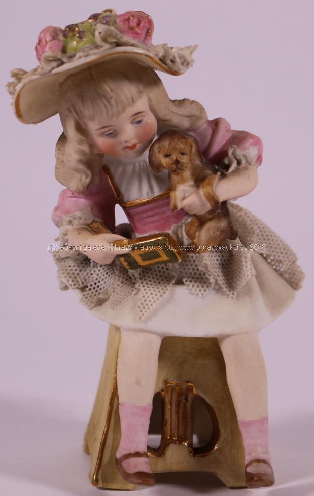 1. pol. 20. století - Děvčátko s psíkem