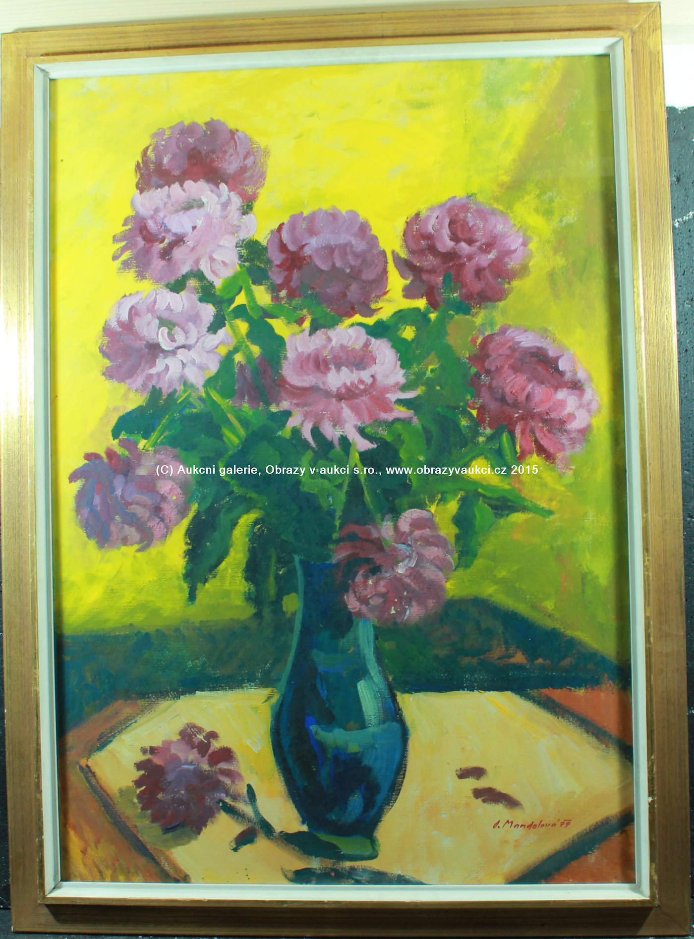 Olga Mandelová - Fialové chryzantémy