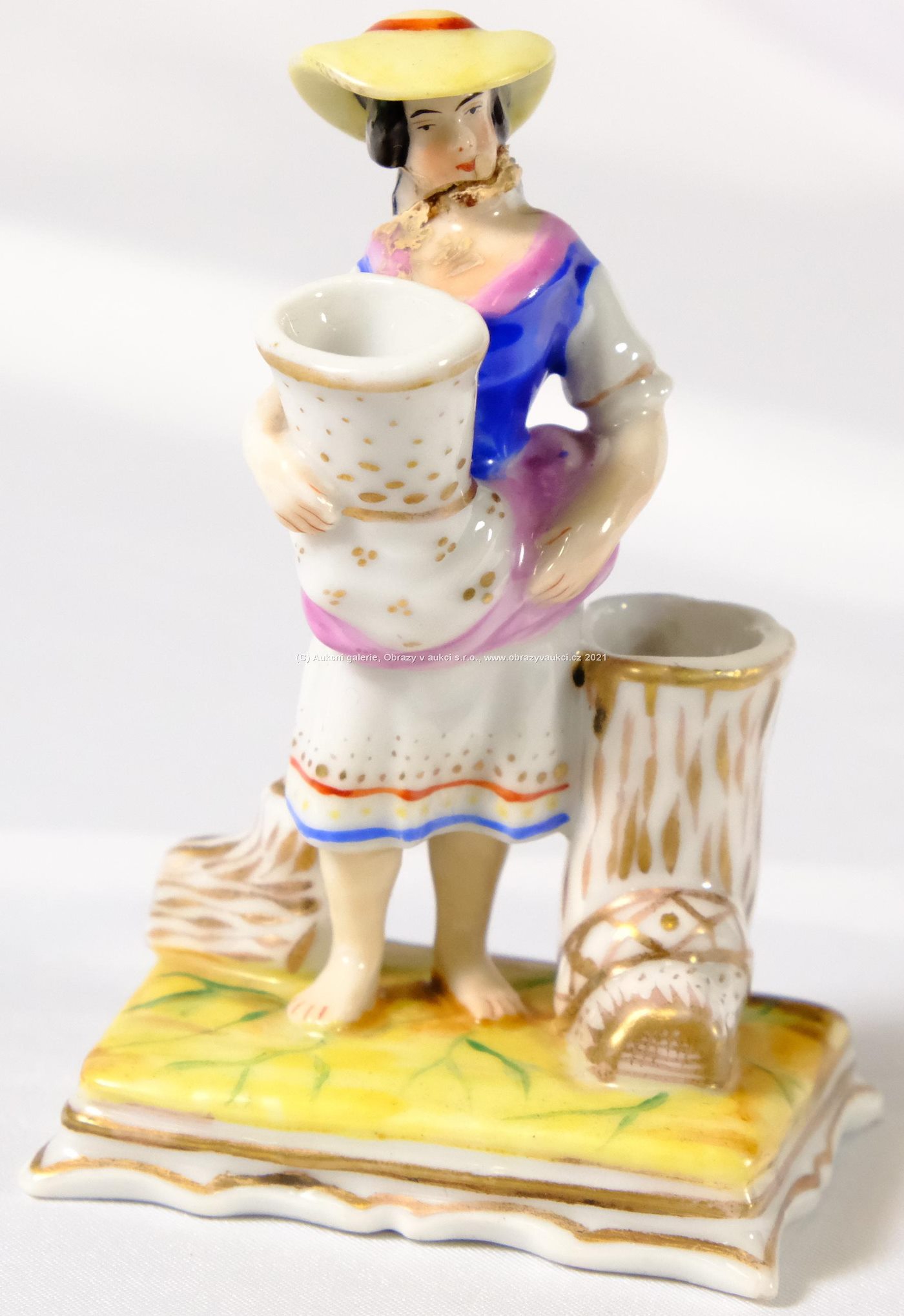 porcelánka Slavkov (Schlaggenwald) - Dívka s rohem hojnosti