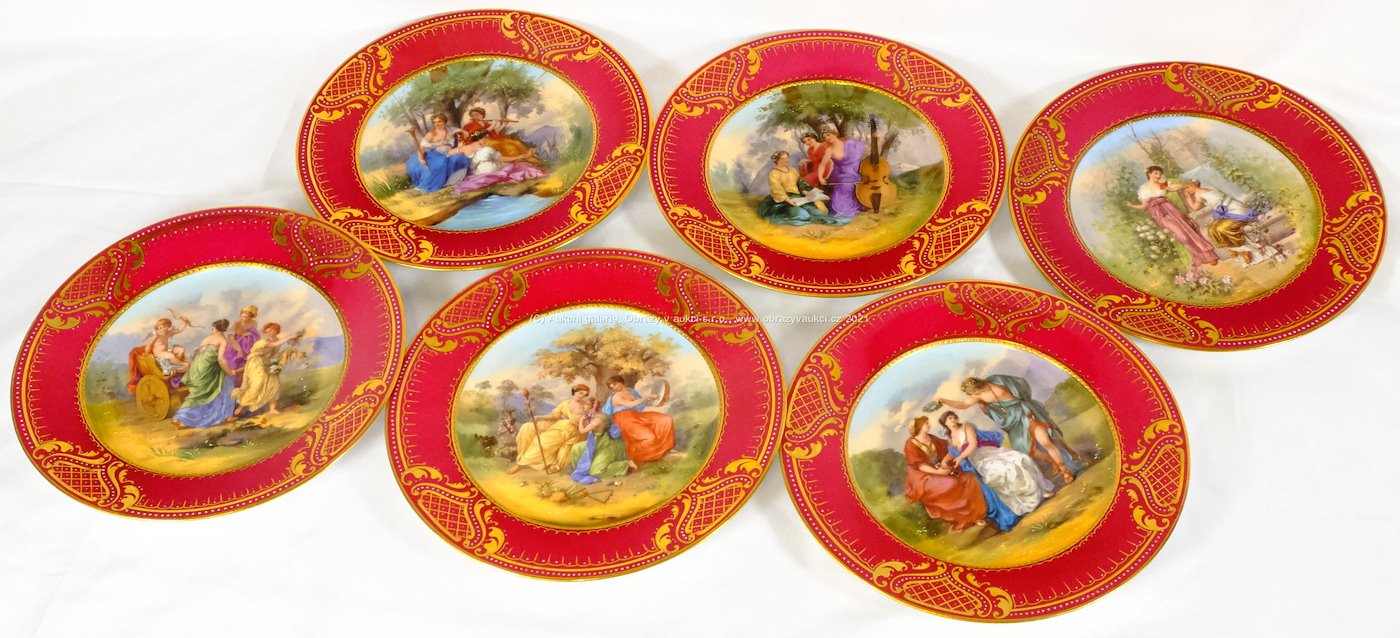 Porcelánka Karlovy Vary - Sada 6 dekorativních talířů s alegorickými motivy