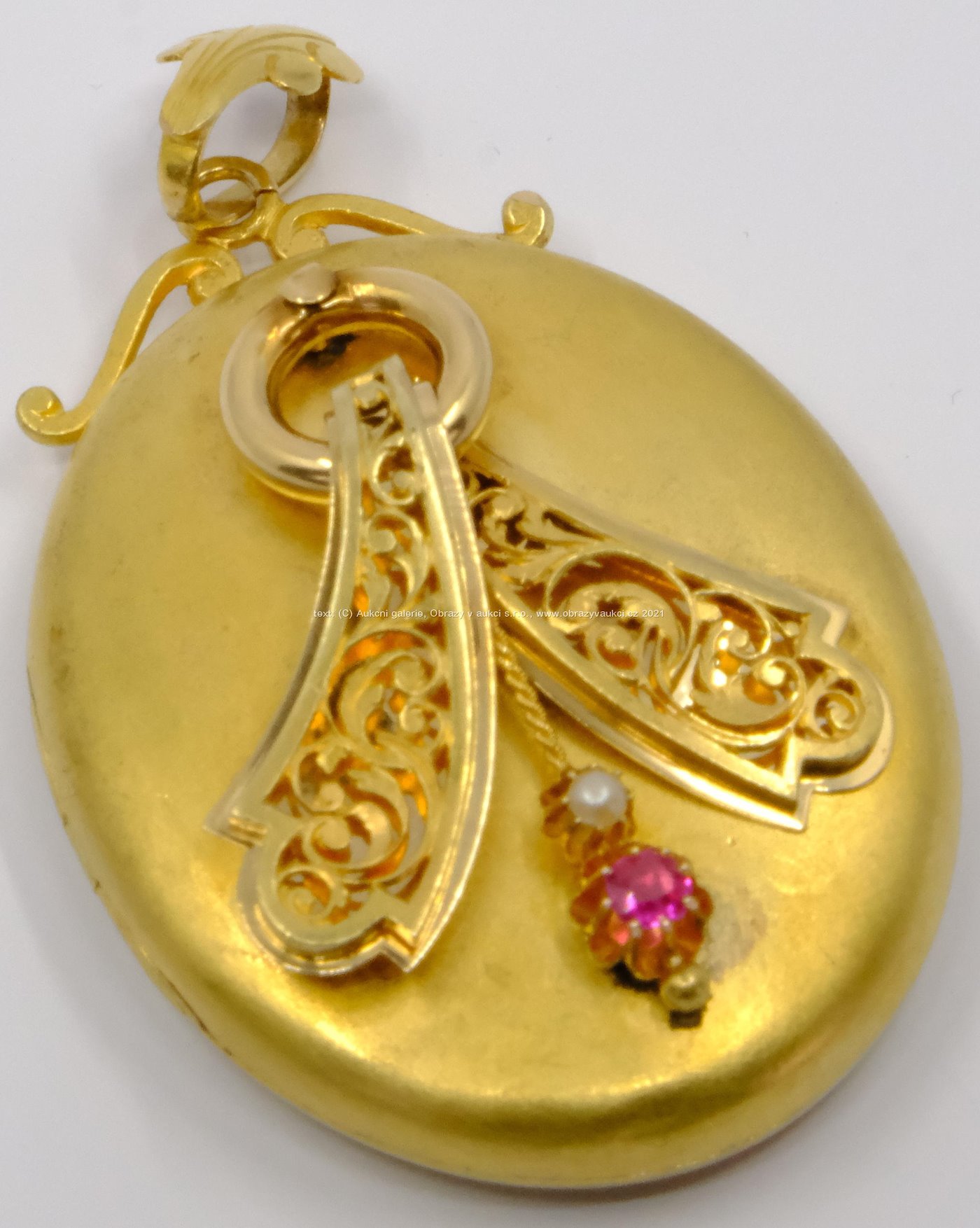 .. - Obrovský antik medailon, zlato 585/1000, hrubá hmotnost 19,60 g