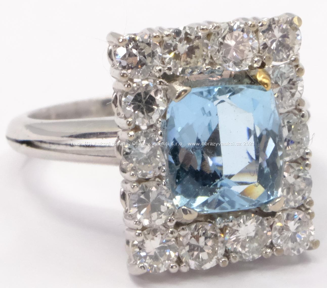 .. - Prsten s diamanty a akvamarinem, zlato 360/1000, hrubá hmotnost 6,70g
