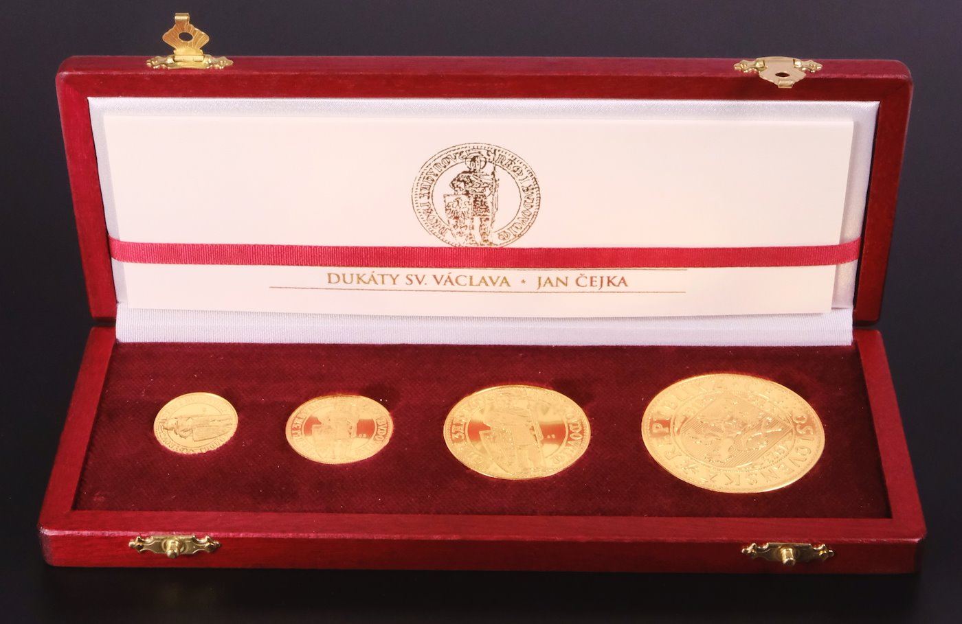 Mince - SADA Jan ČEJKA 1,2,5,10 dukátové medaile, zlato 986/1000, hrubá hmotnost 62,82g