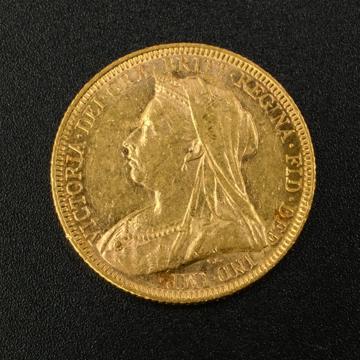 Mince - Velká Británie zlatý Sovereign Victoria Závoj 1894, zlato 916,7/1000, hrubá hmotnost 7,99g !!!