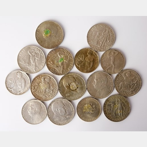 Mince - Lot 15 stříbrných mincí, vše stříbro 500/1000 g. Celková hrubá hmotnost 210 g