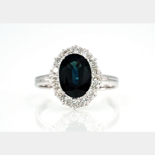 .. - Luxusní prsten s 2,53 ct Safírem a 0,48 ct Diamanty, zlato 585/1000, hrubá hmotnost 3,26g.