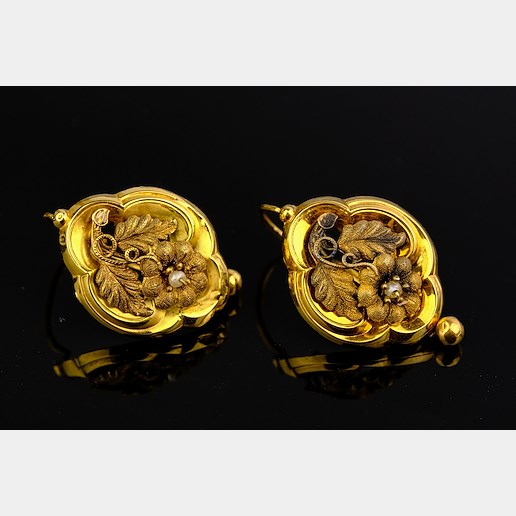 Biedermayer kolem let 1850 - 1860 - Náušnice s říčními perlami, zlato 580/1000, značeno platnou puncovní značkou Z-27 "liška", hrubá hmotnost 4,40 g