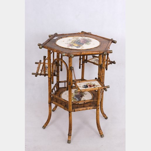 Střední Evropa po r. 1900 - Dekorativní stolek