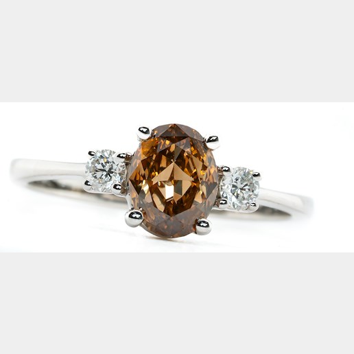 .. - Luxusní prsten s 1,13 ct diamanty, bílé zlato 750/1000, značeno platnou puncovní značkou "kohout", hrubá hmotnost 2,82 g