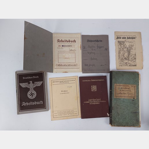 .. - Konvolut dokumentů a pracovních knížek 1930-1945