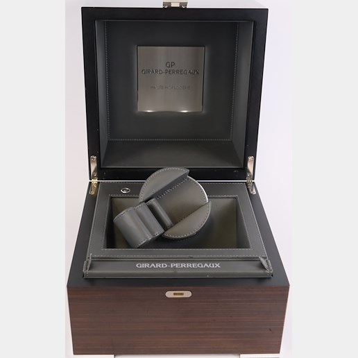 Girard Perregaux  - Girard Perregaux Tourbillon box