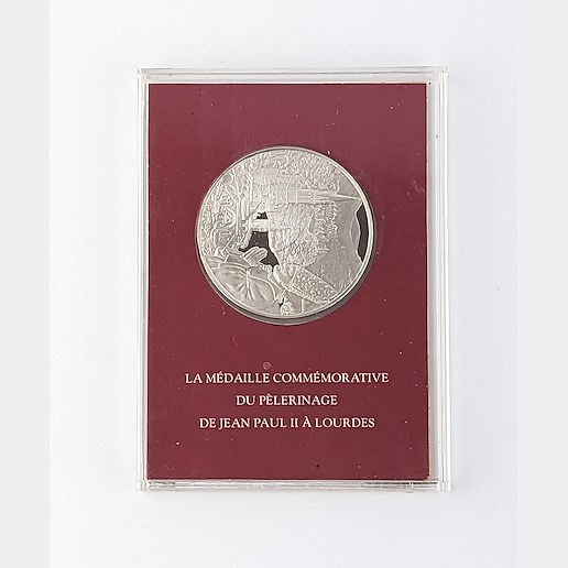 .. - Stříbrná medaile k návštěvě Papeže Jana Pavla II. V Lurdech