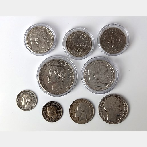 .. - Konvolut 9 stříbrných mincí 