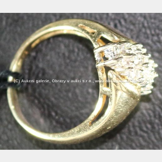 Zlatý prsten - Žluté zlato 585/1000, punc labuť 4, hrubá hmotnost 5,75 g