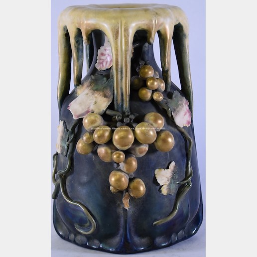 značeno Amphora - Váza s hrozny vinné révy