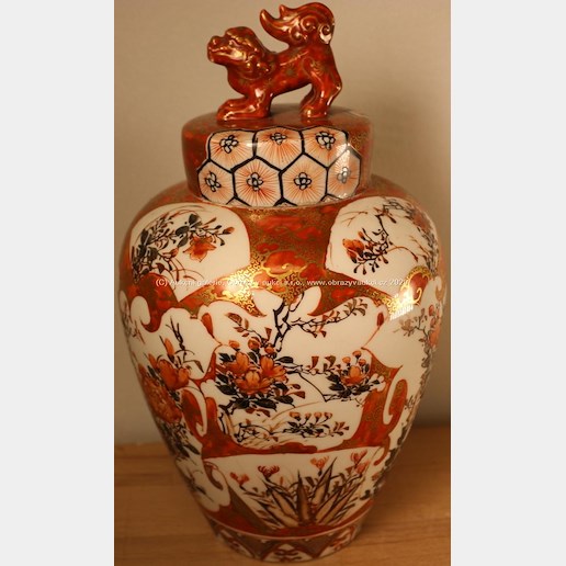 Japonsko, Kutani, 1880-1900 - Váza tvaru zásobnice cubo
