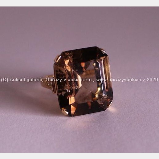 .. - Briliantový prsten, zlato 750/1000, značeno platnou puncovní značkou Z-35, hrubá hmotnost 13,77 g
