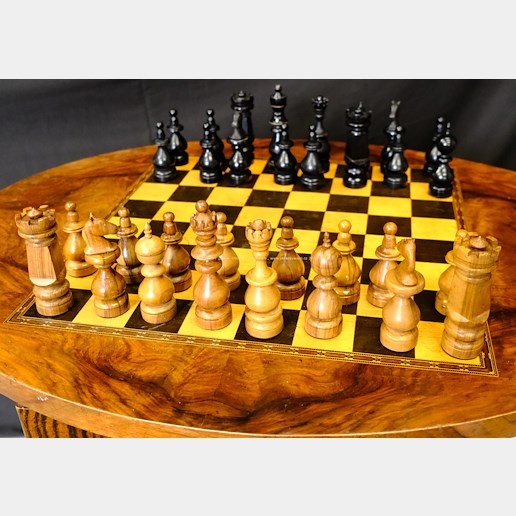 Střední Evropa první polovina 20. století - Šachový stůl