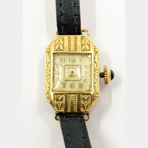 .. - Dámské hodinky, zlato 585/1000, značeno platnou puncovní značkou lyra, hrubá hmotnost 7,50 g