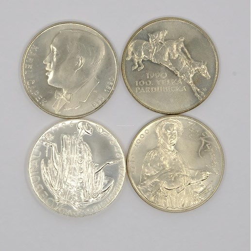 .. - Lot 4 stříbrných mincí.  200 Kč 1996 stříbro 900/1000 hrubá hmotnost 13g,3x 100 Kčs 1990 stříbro 500/1000 hrubá hmotnost jedné mince 13g
