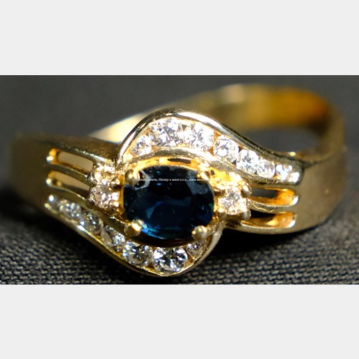 .. - Prsten, zlato 585/100, hrubá hmotnost 3,52 g